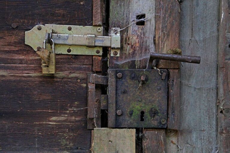 Strap Hinges for Gates