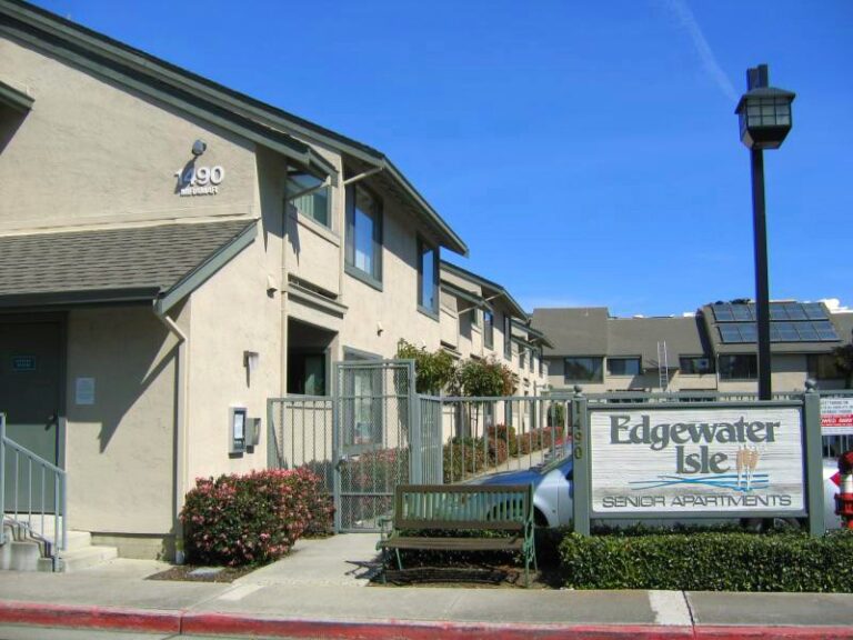 discover your ideal retirement haven explore senior apartments in san diego
